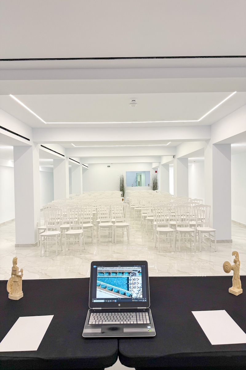 Ionis Art Luxury Hotel